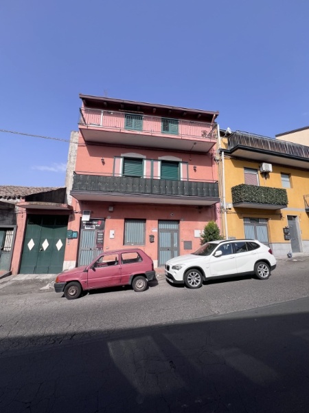 appartamento in vendita a San Giovanni la Punta in zona Trappeto