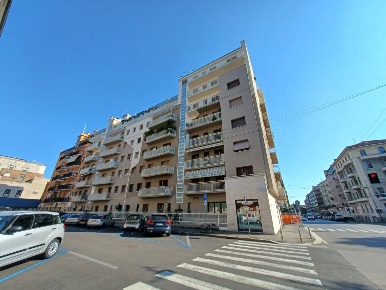 Foto Magazzino in Viale Stelvio, Milano Zara di 65 m² con 1 locali