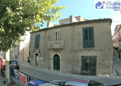Foto Appartamento a Riccia di 525 m² con 10 locali in vendita