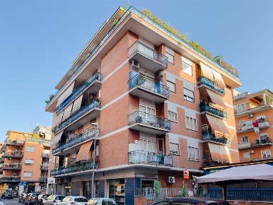 Foto Appartamento in Via Tarcento, Roma Villa Gordiani di 100 m² in vendita