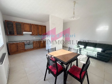 Foto Appartamento in via risorgimento, Castelmassa di 74 m² con 3 locali