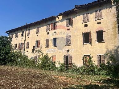Foto Rustico in Via Triestina, Venezia Aeroporto - Ca' Noghera di 15000 m²