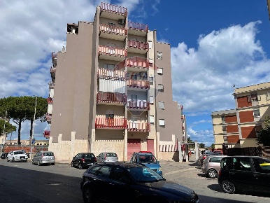 Foto Appartamento in Via Papa Giovanni XXIII, Trani di 123 m² con 3 locali