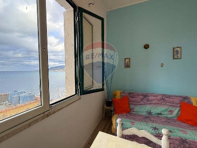 Foto Appartamento in Via Botteghelle, Trapani Centro di 110 m² con 6 locali