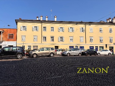 Foto Appartamento in Piazza del Municipio, Gorizia Centro di 118 m²