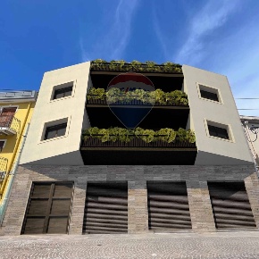 Foto Appartamento in via san lussorio, Selargius di 75 m² con 3 locali