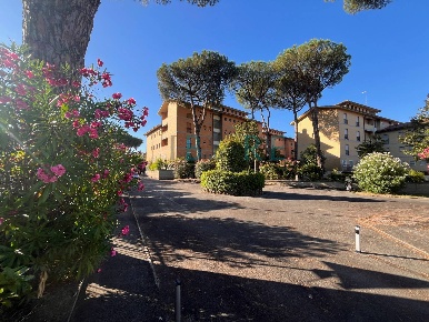 Foto Appartamento in Via Angiolo Cabrini, Roma Nuovo Salario di 133 m²