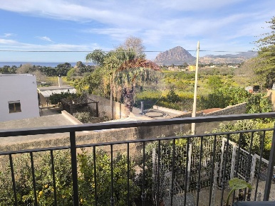 Foto Villa unifamiliare a Valderice Sant'Andrea Bonagia di 170 m²