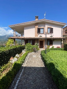 Foto Villa unifamiliare in via delle margherite, Alatri Centro di 280 m²