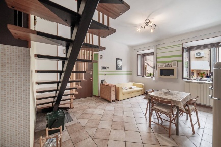 Foto Appartamento in VIA CONCORDIA, Mezzago Centro di 70 m² con 2 locali