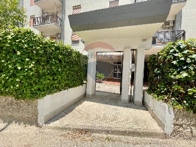 Foto Appartamento in via Filippo Turati, Caltanissetta Centro di 132 m²