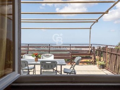 Foto Appartamento in Via Vittorio Bachelet, Allumiere Centro di 55 m²