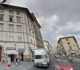 Foto Locale commerciale in Via Giovanni Marradi, Livorno di 83 m²