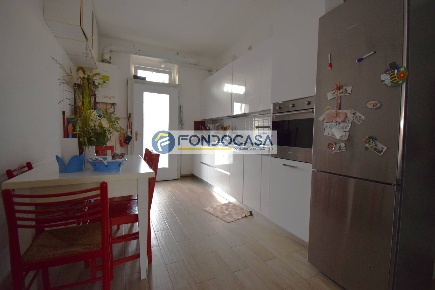 Foto Appartamento in Via Pietro Crespi, Milano Rovereto di 75 m² in vendita