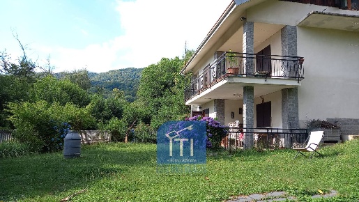 Foto Appartamento in Fraz. Navetta, Cuorgnè di 65 m² con 2 locali