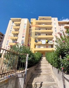 Foto Appartamento in via Paestum 86, Ragusa Croce - Selvaggio di 135 m²