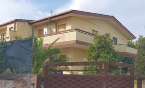 Foto Villa a schiera in Via del Monumento 180, Anzio Villa Claudia