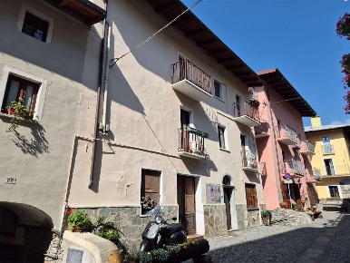 Foto Appartamento in via Umberto I°  32, Fenestrelle Centro di 96 m²