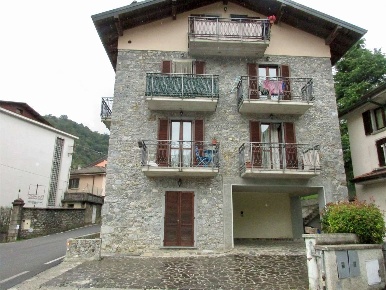 Foto Appartamento in via cà Andreane, Corna Imagna Brancilione di 110 m²
