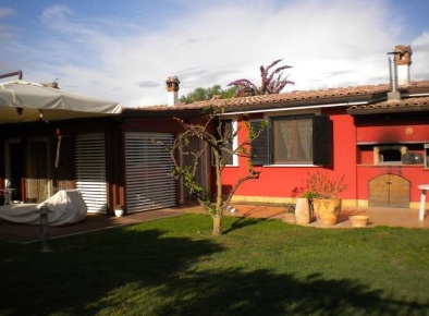 Foto Villa a schiera in Viale Ascanio, Pomezia Colli di Enea - Sedici Pini