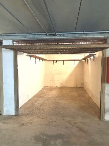 Foto Box a Verona di 14 m² con 1 locali in vendita