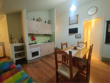 Foto Attico a Montefalco di 85 m² con 3 locali in affitto