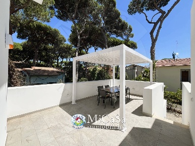 Foto Appartamento a Pisa Tirrenia di 106 m² con 3 locali in affitto