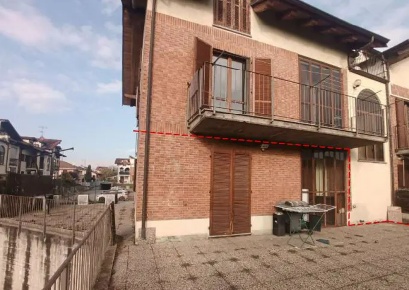 Foto Appartamento a Verolengo Centro di 89 m² con 4 locali in vendita