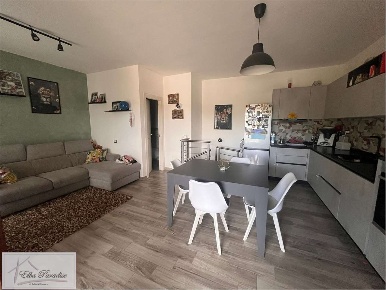 Foto Villa a schiera a Porto Azzurro di 60 m² con 4 locali in vendita