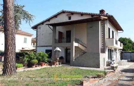 Foto Villa unifamiliare in Via di Stagno, Lastra a Signa Stagno di 130 m²