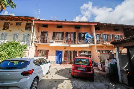 Foto Casa indipendente a Vische di 200 m² con 5 locali in vendita