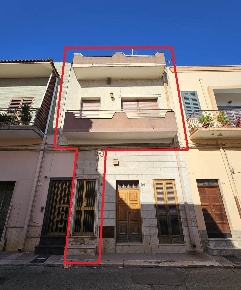 Foto Appartamento in Via E.Filiberto 56, Mesagne di 117 m² con 6 locali