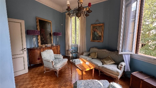 Foto Appartamento a Firenze Mazzini - Oberdan di 142 m² con 7 locali