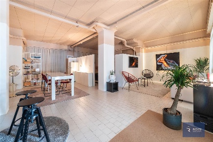 Foto Negozio in lungodarsena  34, Misano Adriatico Centro di 69 m²