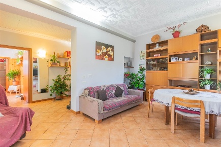 Foto Appartamento in Via Curiel 18, Mezzago Centro di 114 m² con 3 locali