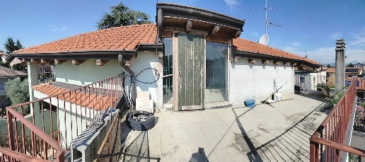 Foto Attico in Via Curiel 18, Mezzago Centro di 90 m² con 1 locali