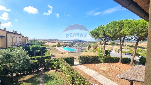 Foto Appartamento in Via Roma, Castellina Marittima di 55 m² con 2 locali