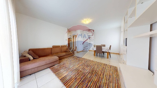 Foto Appartamento in Via Fabbro, Vicenza San Pio X di 154 m² con 6 locali