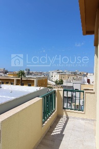 Foto Appartamento in Via Galatina, Gallipoli Via Lecce, Ospedale di 119 m²