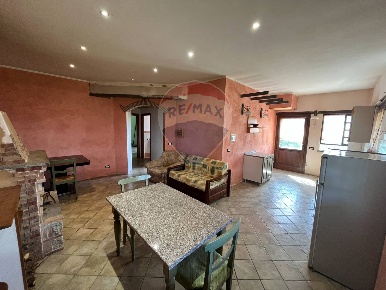 Foto Rustico in Strada della Falconiera, Acquapendente di 405 m² in vendita