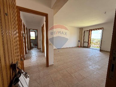 Foto Appartamento in Via Cicero Tenente, Carlentini Centro di 130 m²