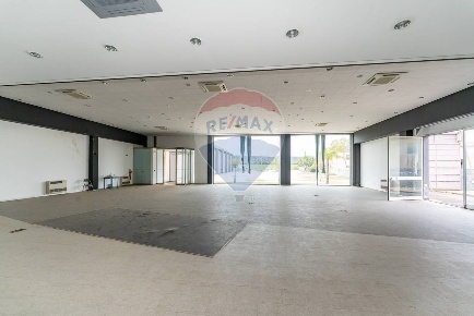 Foto Capannone industriale a Siracusa Targia di 1250 m² in vendita