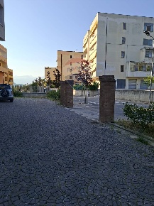 Foto Duplex a Bussi sul Tirino Centro di 159 m² con 7 locali in vendita