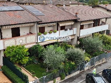 Foto Villa a schiera in via Mondini, Calcinato Ponte San Marco di 127 m²