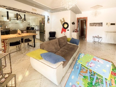 Foto Appartamento in VIA BELVEDERE, Roccapiemonte di 122 m² con 3 locali