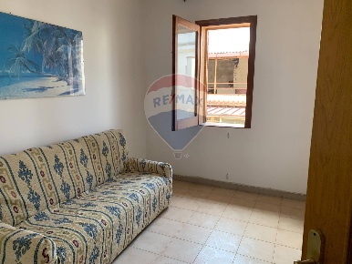 Foto Appartamento in Via Generale Vito Artale, Cinisi Centro di 103 m²