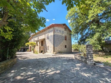 Foto Villa unifamiliare in vocabolo meleto, Avigliano Umbro Centro