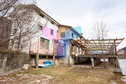 Foto Casa indipendente in via santa maria, Revine Lago Santa Maria