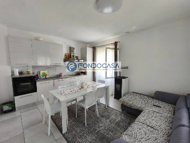 Foto Villa unifamiliare in via XXV Aprile, Soiano del Lago Soiano di 198 m²