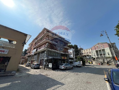 Foto Appartamento in corso dante, Cuorgnè Centro di 75 m² con 3 locali